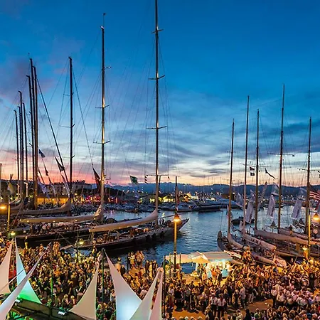 Heart Of St Tropez *